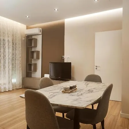 Alina's Apartamento Tirana