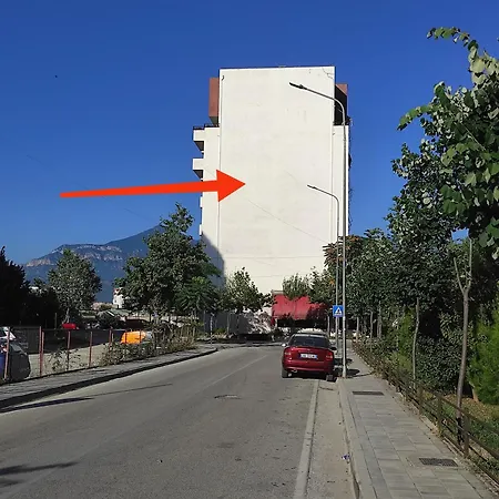 Apartamento Alina's Tirana