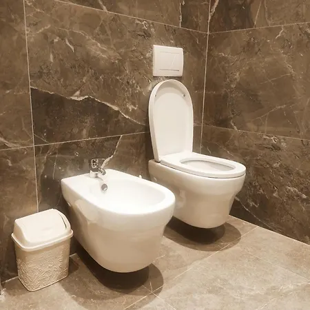 Alina's アパート *